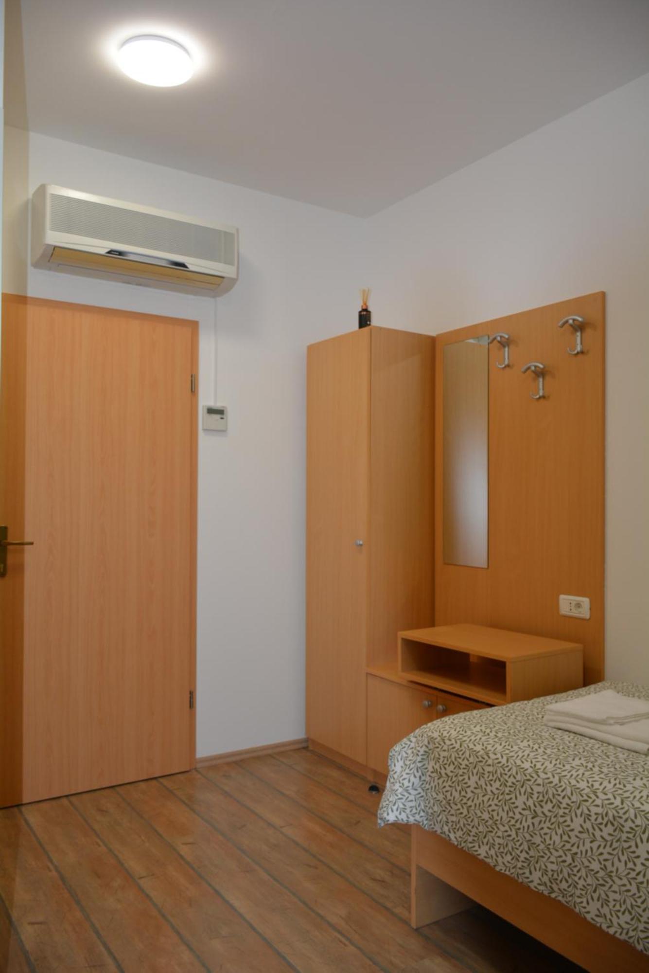 Vila Borealis Komen Εξωτερικό φωτογραφία